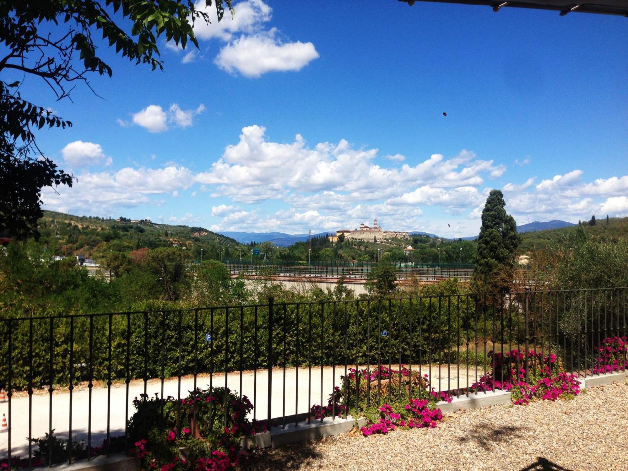 Il Poggiolo Delle Rose Bed&Breakfast Tavarnuzze Exterior photo